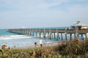 Praias limpas e desobstruídas de Jupiter a Boca Raton
